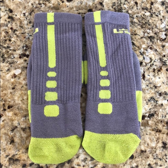 lebron james elite socks
